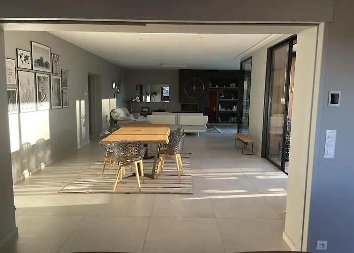 Villa Large Architect's House *