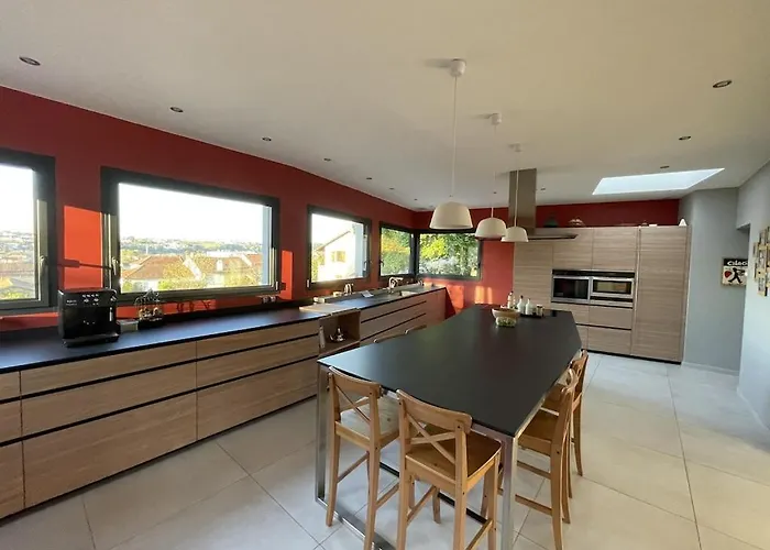 Large Architect's House Villa *